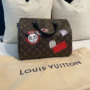 Authentic Louis Vuitton Bandouliere World Tour